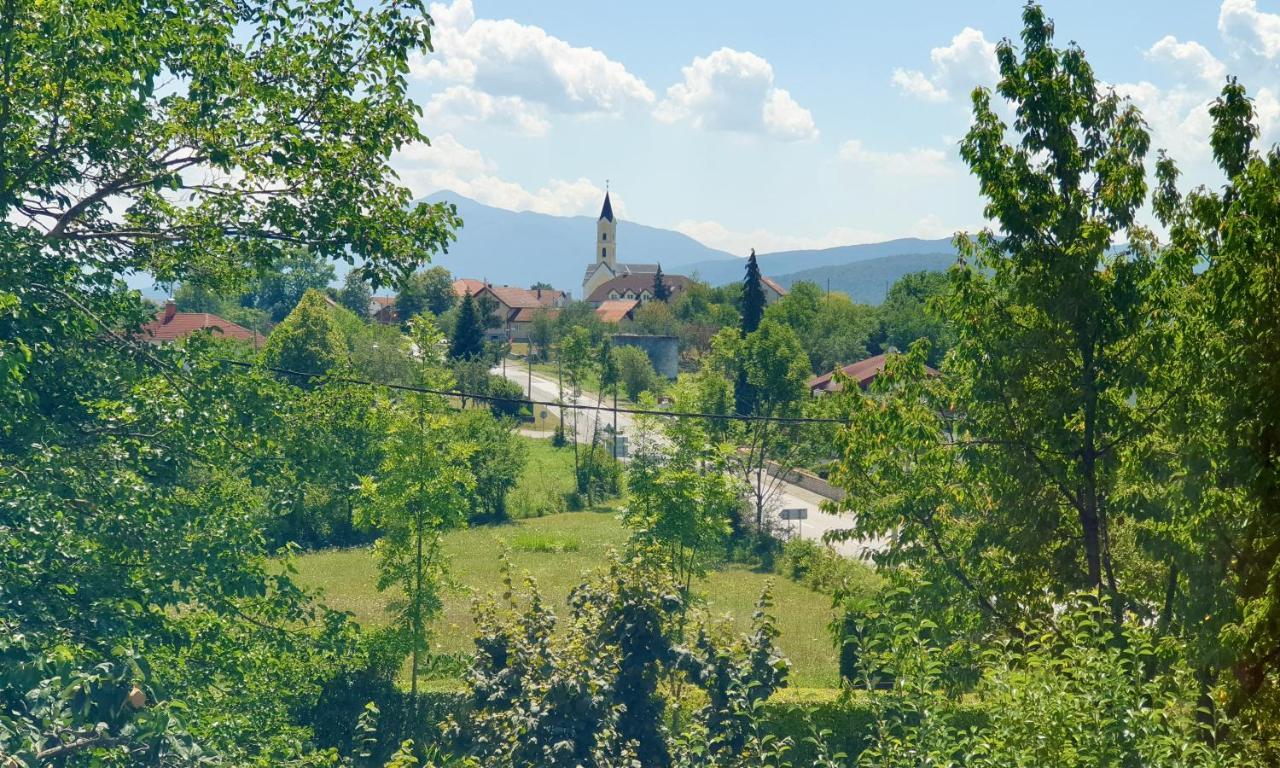 Apartment Murva Drežnik Grad Exteriér fotografie