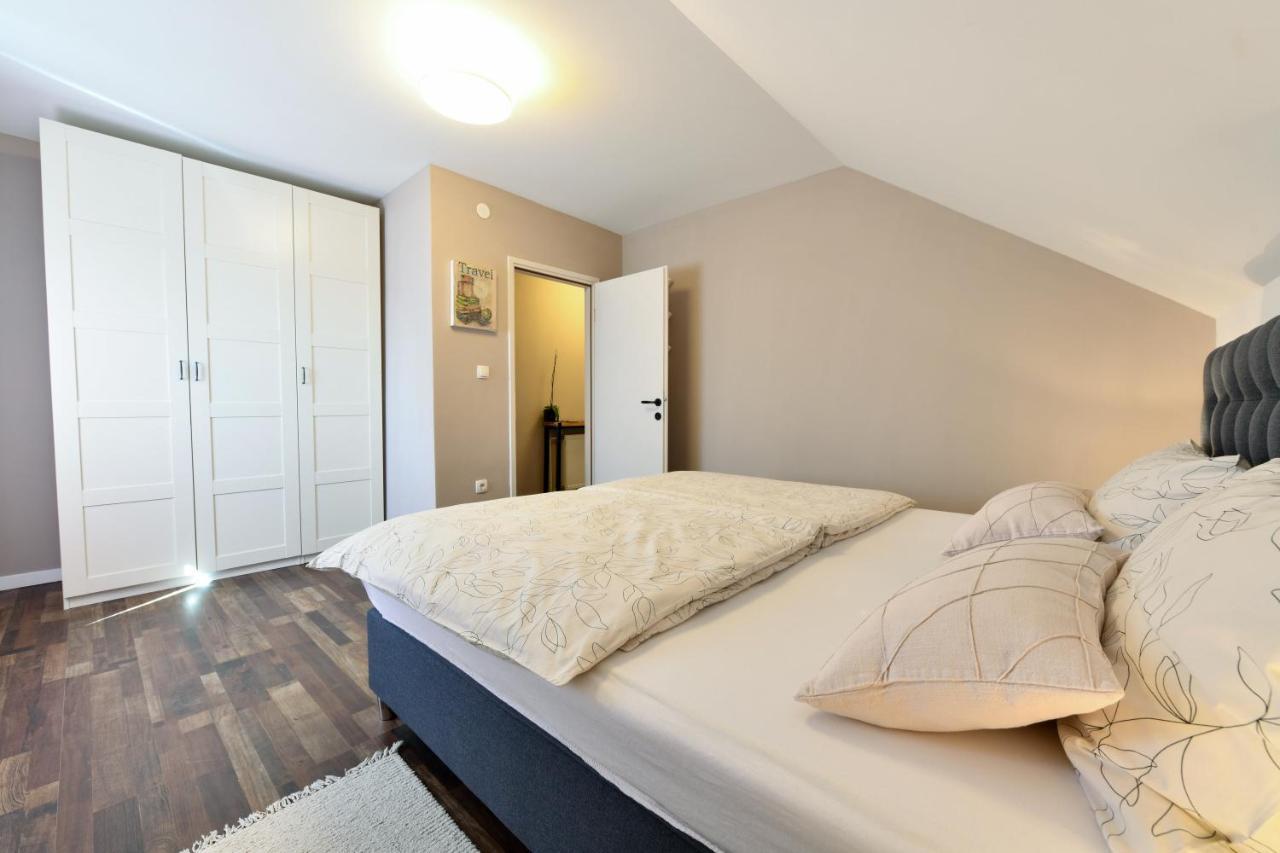 Apartment Murva Drežnik Grad Exteriér fotografie