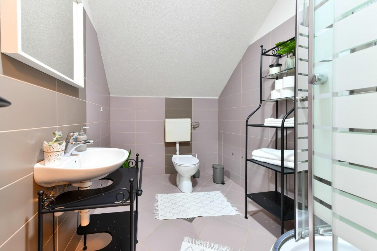 Apartment Murva Drežnik Grad Exteriér fotografie
